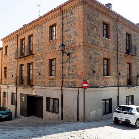 Cervantes 5 Collection Catedral - Aparcamiento En El Edificio Apartment Toledo Exterior photo